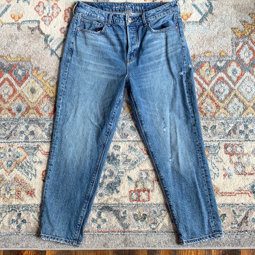 American Eagle Women’s Mom Jeans